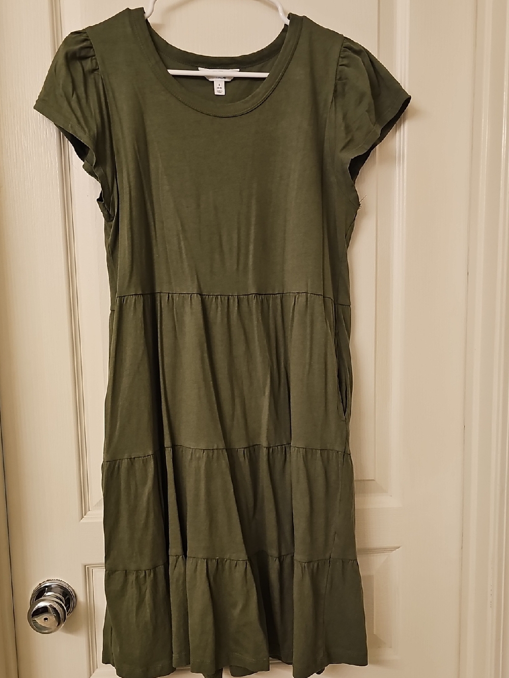 Time and Tru Olive Green Crewneck Dress